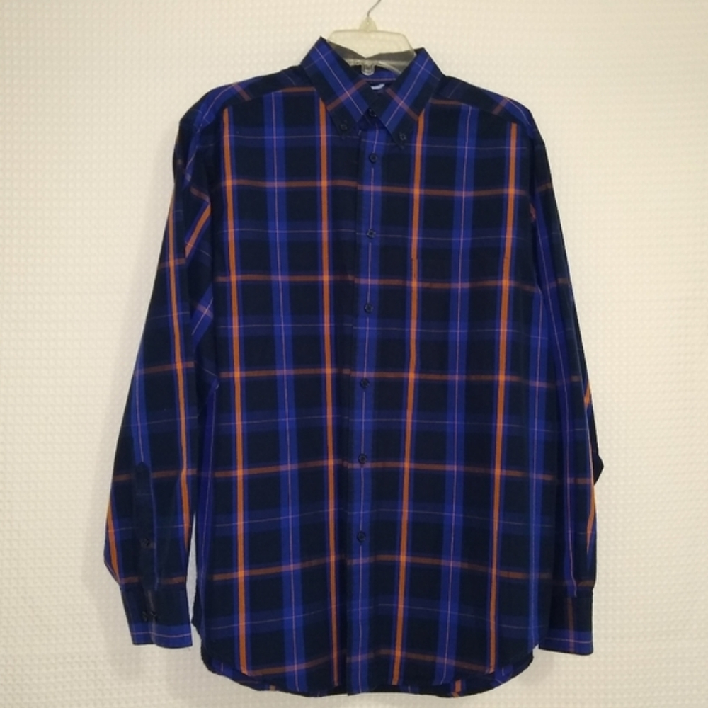 Roundtree & Yorke button down